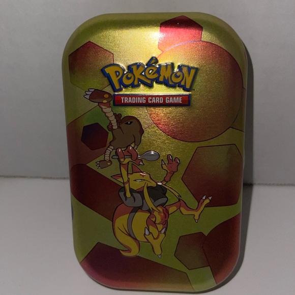 20 assorted pokeman cards , Mystery pack ,comes with 1 guaranteed full art card. - Picture 1 of 2